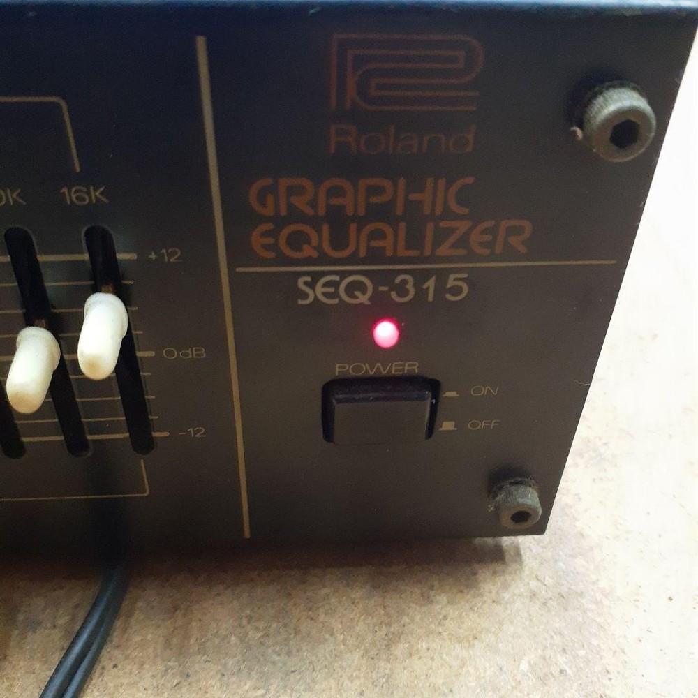 Roland SEQ-315 Graphic Equalizer
