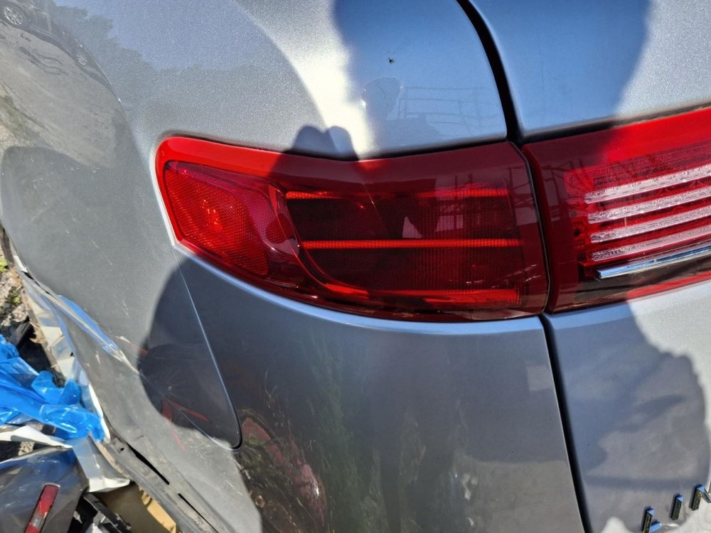 2012 Lincoln MKT SUV 8 Screen Dash Display Used NO ANTI-THEFT CODE