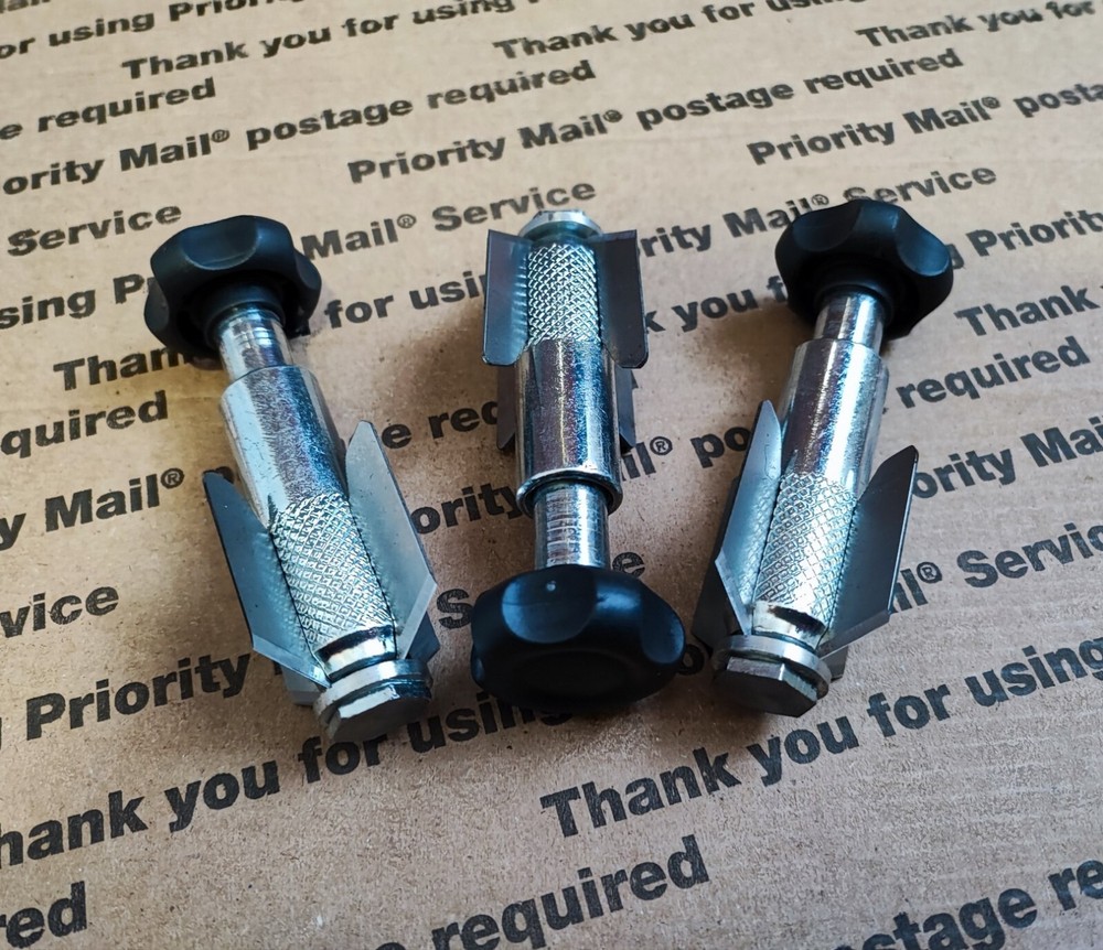 Divider for plastic wаdв 12саl