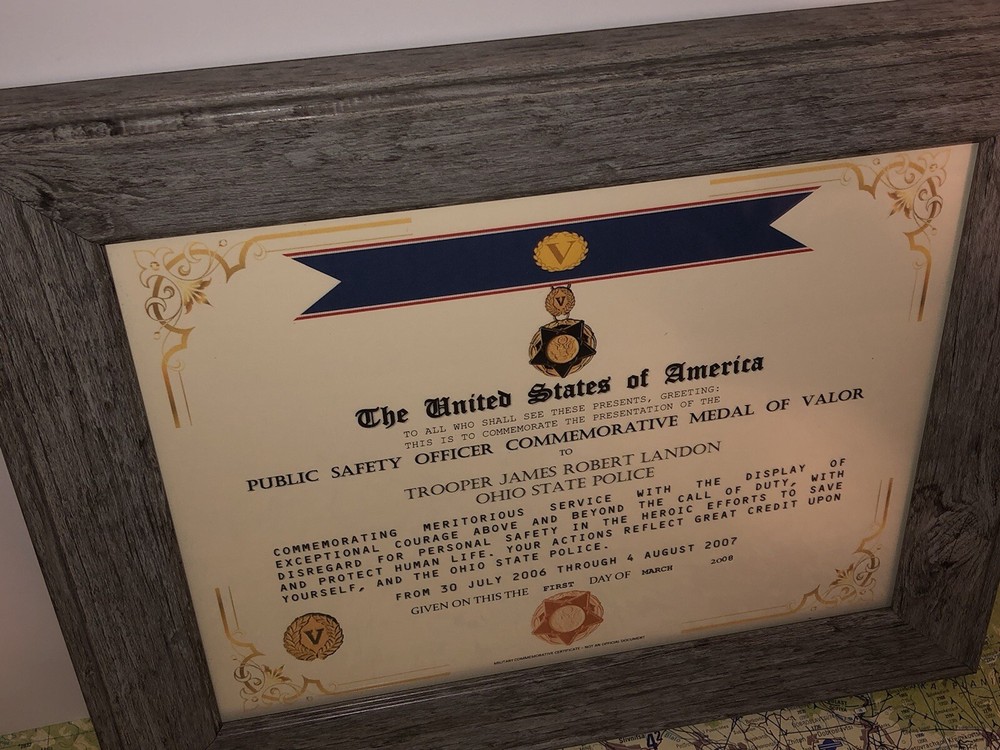 PUBLIC SAFETY OFFICER COMMEMORATIVE MEDAL CERTIFICATE - Type-1