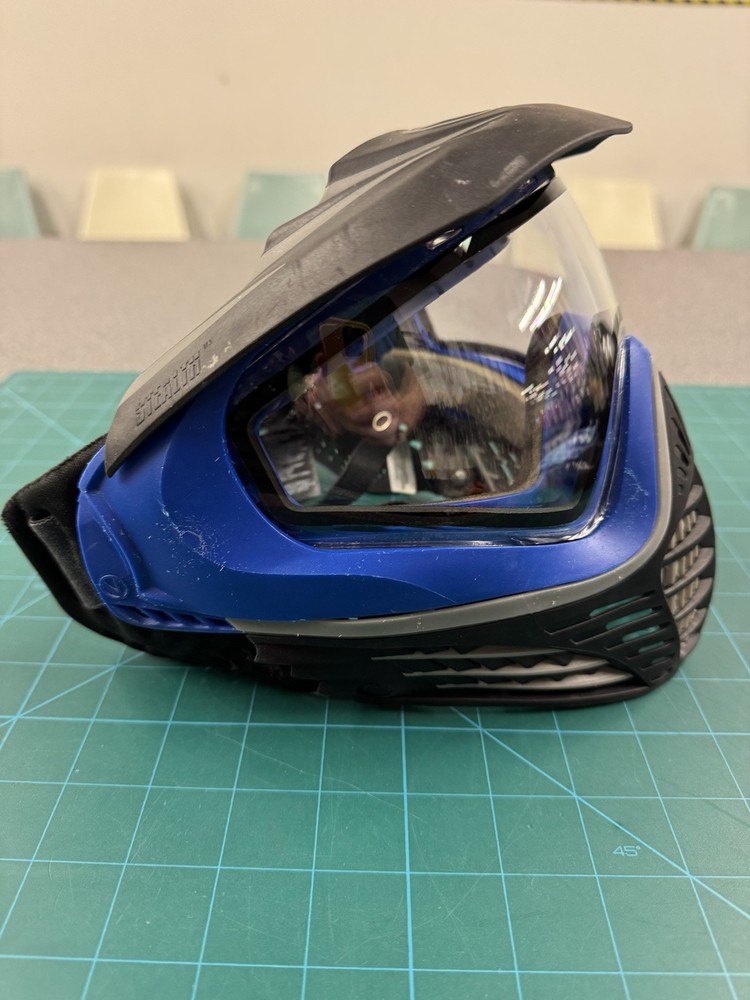 Virtue VIO goggle. 100% complete. Rare!