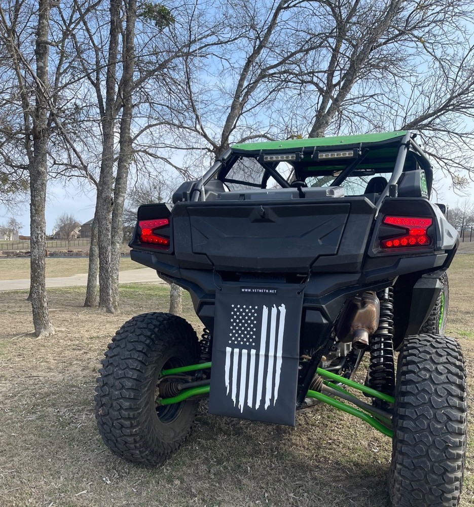 Utv Mesh Trash Bag with Solid Front (New Weathered Flag Design)