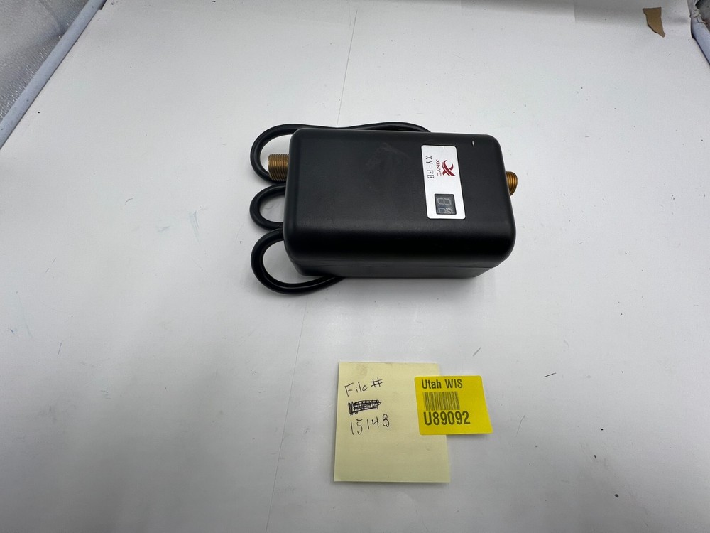 XINYE XY-FB Thermostatic Water Heater AC 110V 50-60Hz 3000W 0.04-1.2 MPa