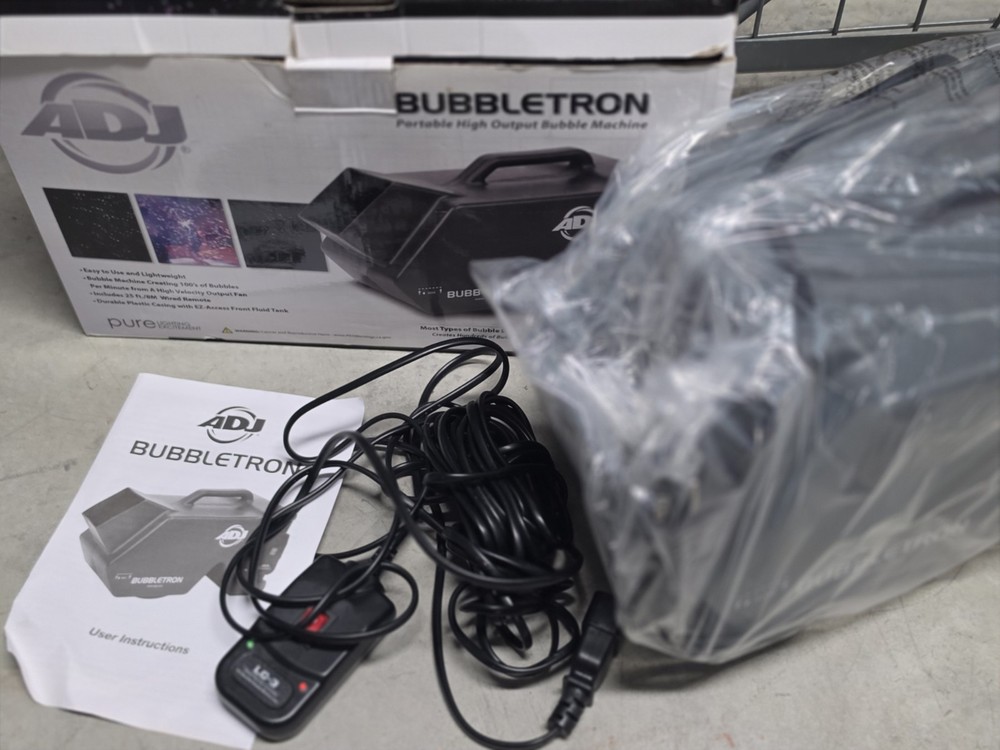 American BUB773 DJ Bubble Machine - Black