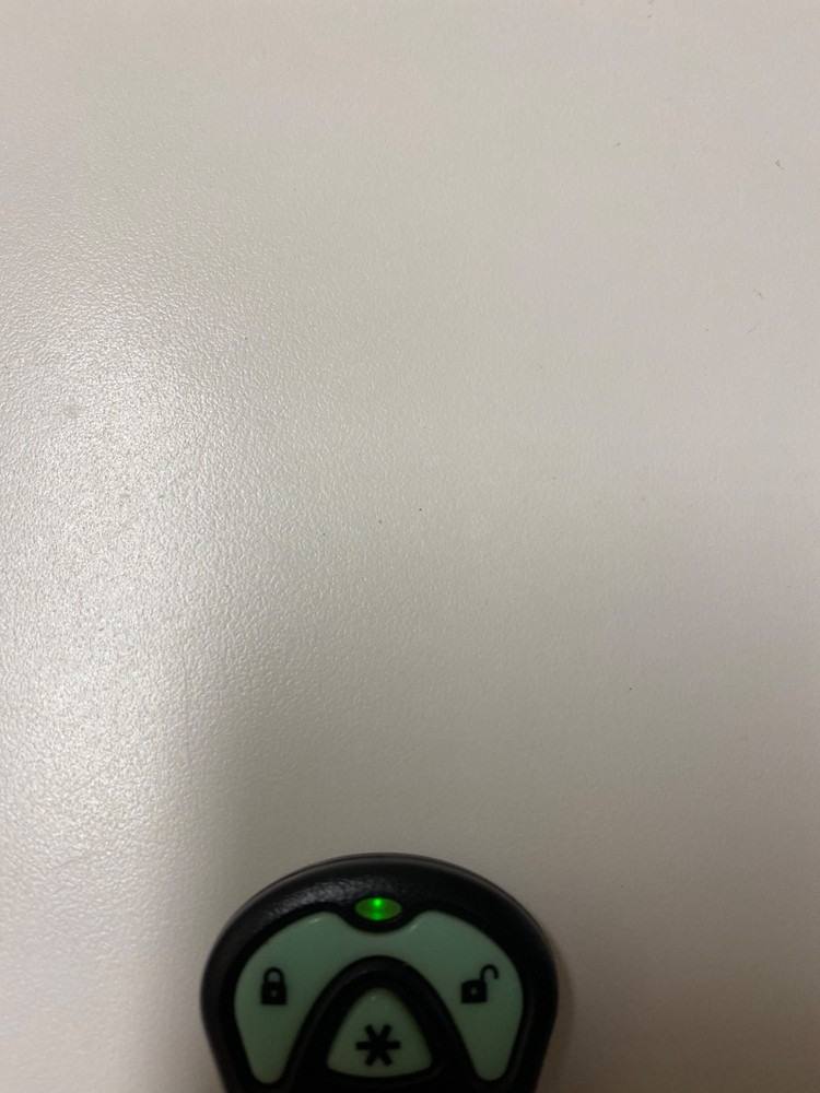 Avital 1-Way Alarm Remote Start Transmitter Excellent