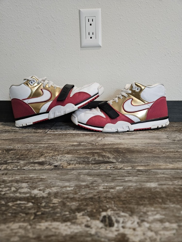 Nike Air Trainer One Bricklayer Jerry Rice edition