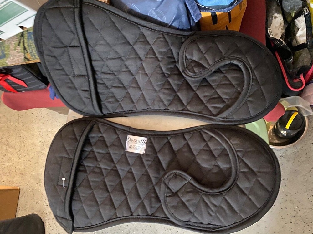 Reactor panel dressage saddle-Size 18 with adjustable points. Good condition! 