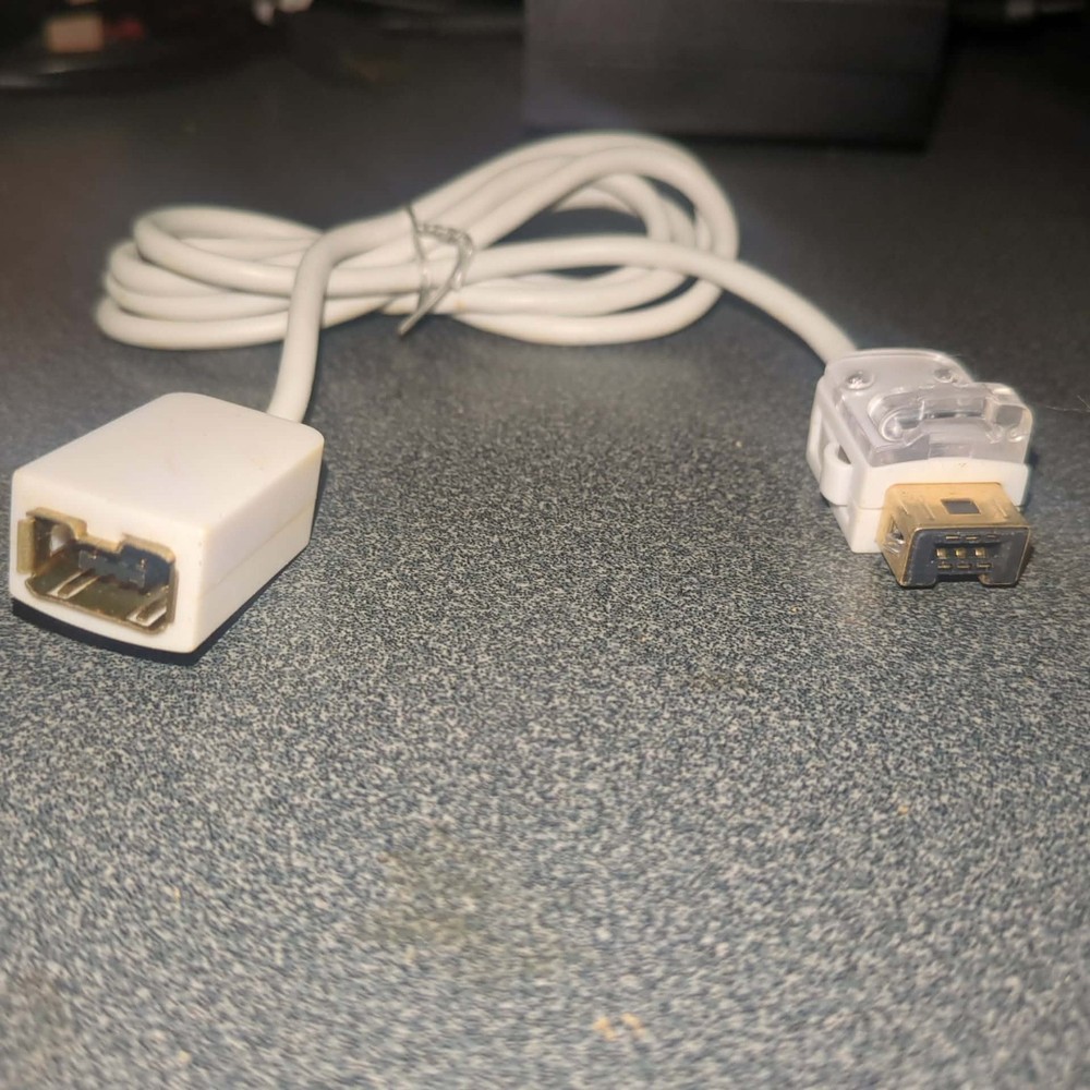 Nintendo Wii Controller Extension Cable
