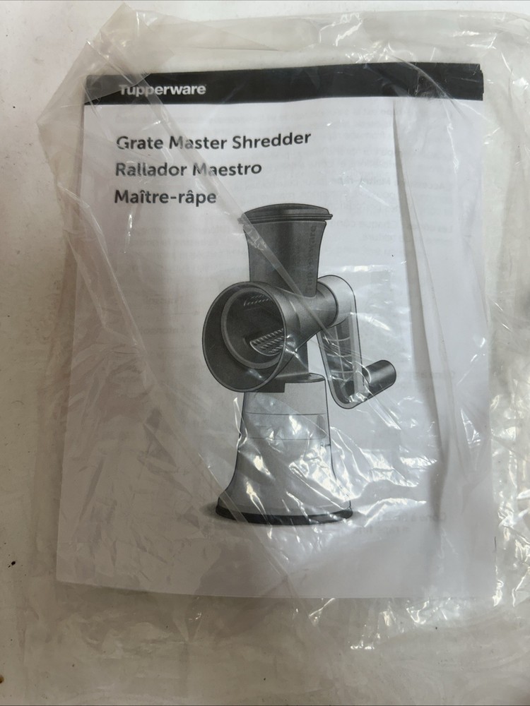 Tupperware FusionMaster Grate Master Shredder Without Base +2 Graters