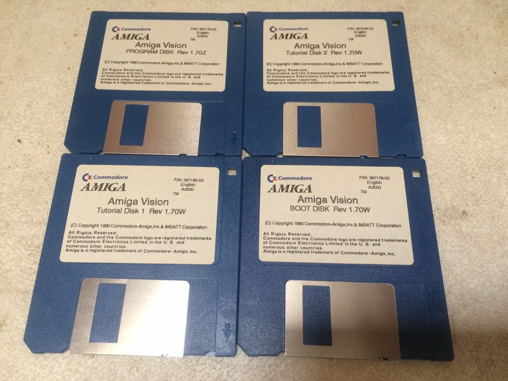 4 Vintage Commodore Amiga 2.1 Floppy Disks - Tuturoial - Boot - Program