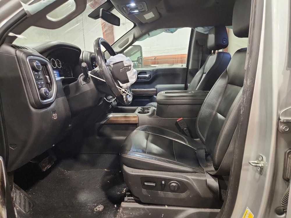 SILVRDO15 2020 Glove Box 2123704