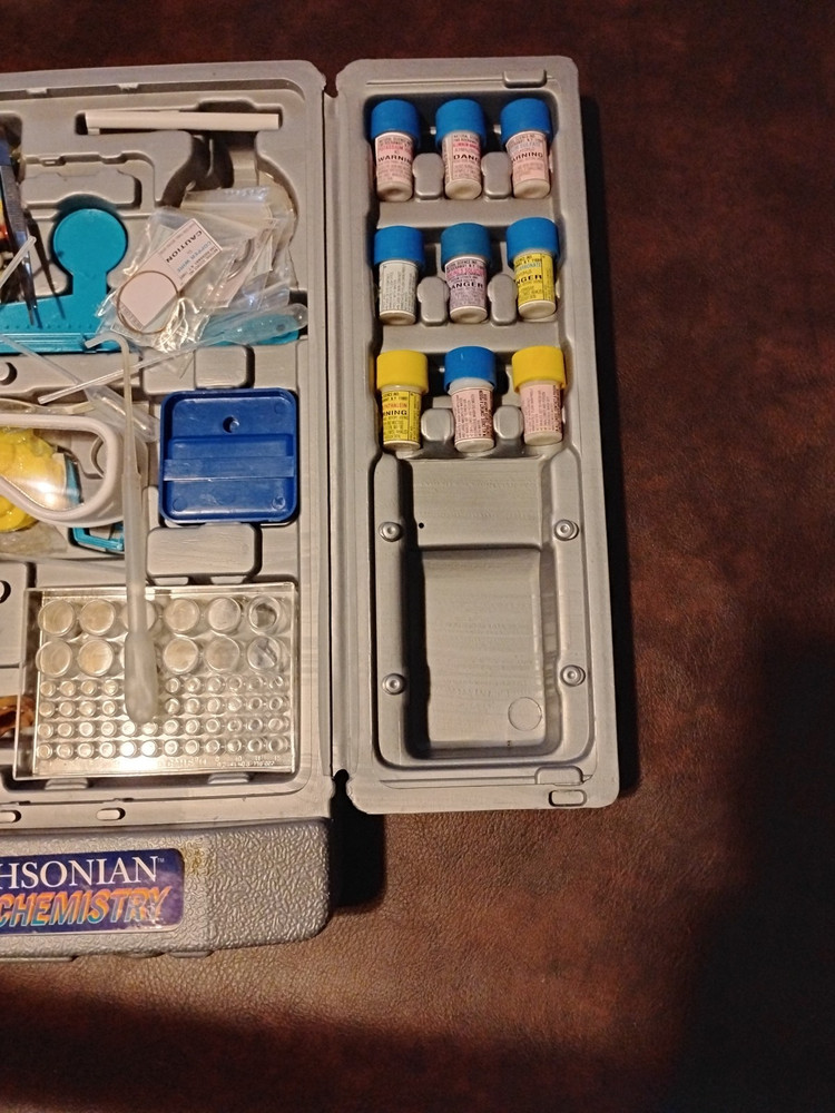 Smithsonian Microchemistry Set Microchem XM 5000 Complete Used