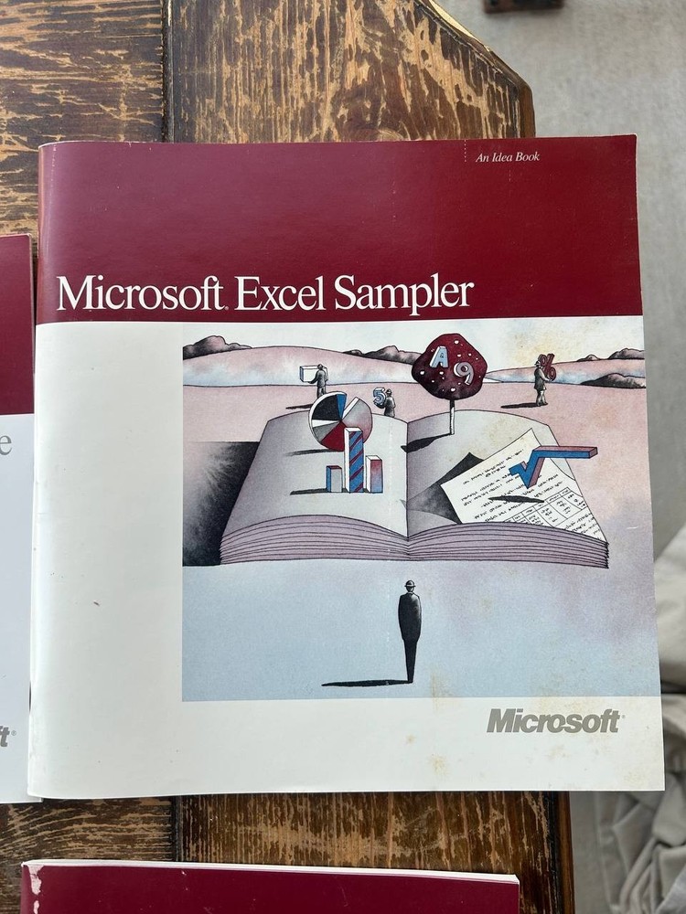 Vintage Microsoft Excel Macintosh Software 6-Disk Set Manuals Sampler