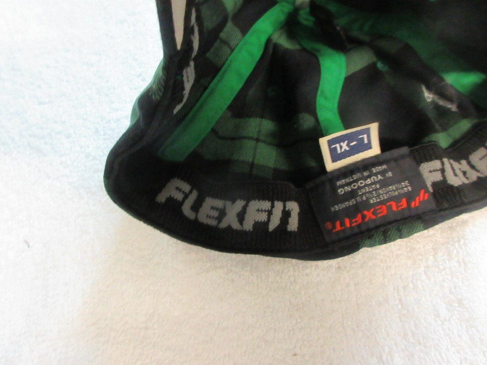 Flex Fit , Hunting Hat / Cap L-XL , Never Worn