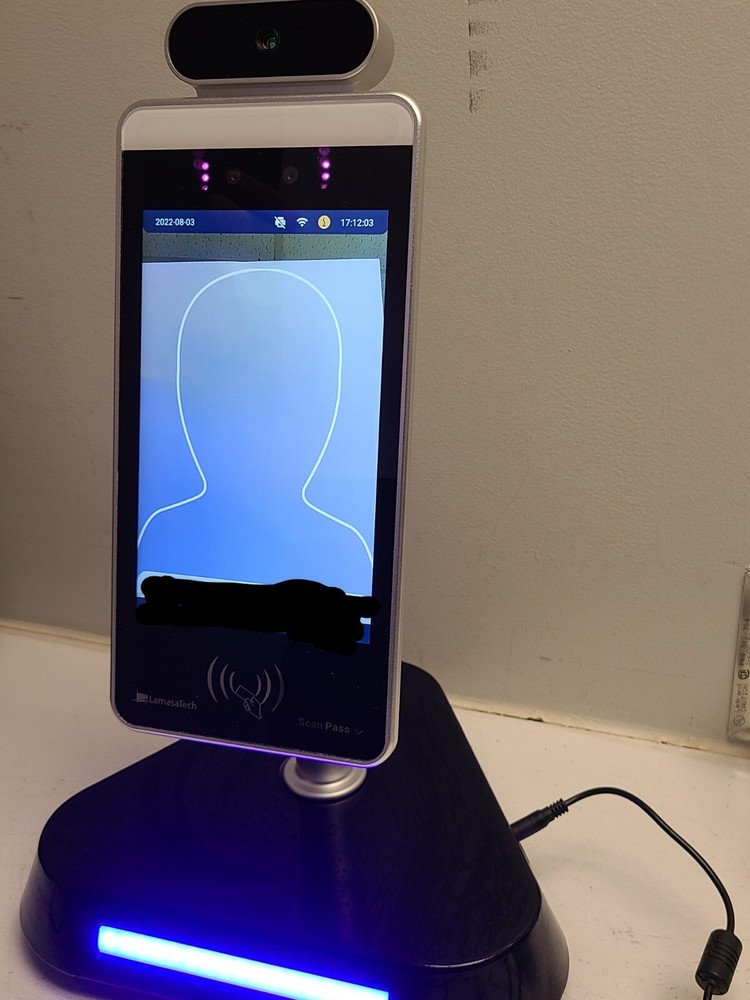 Lamasatech Desktop Temperature Kiosk Zentron 8