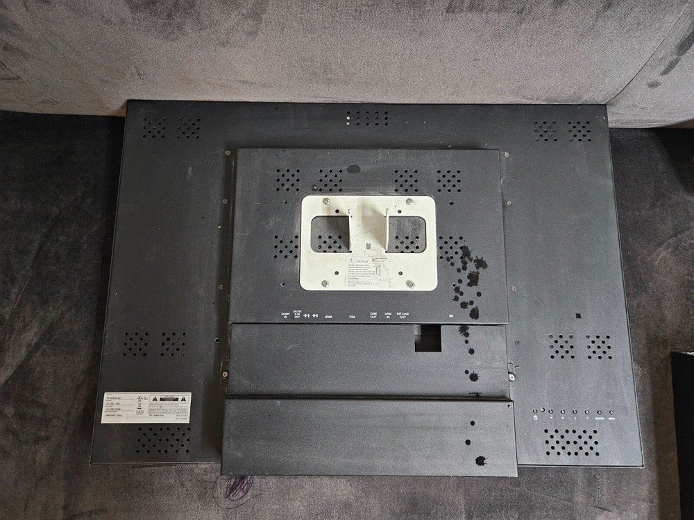 27" PVM w/ Camera