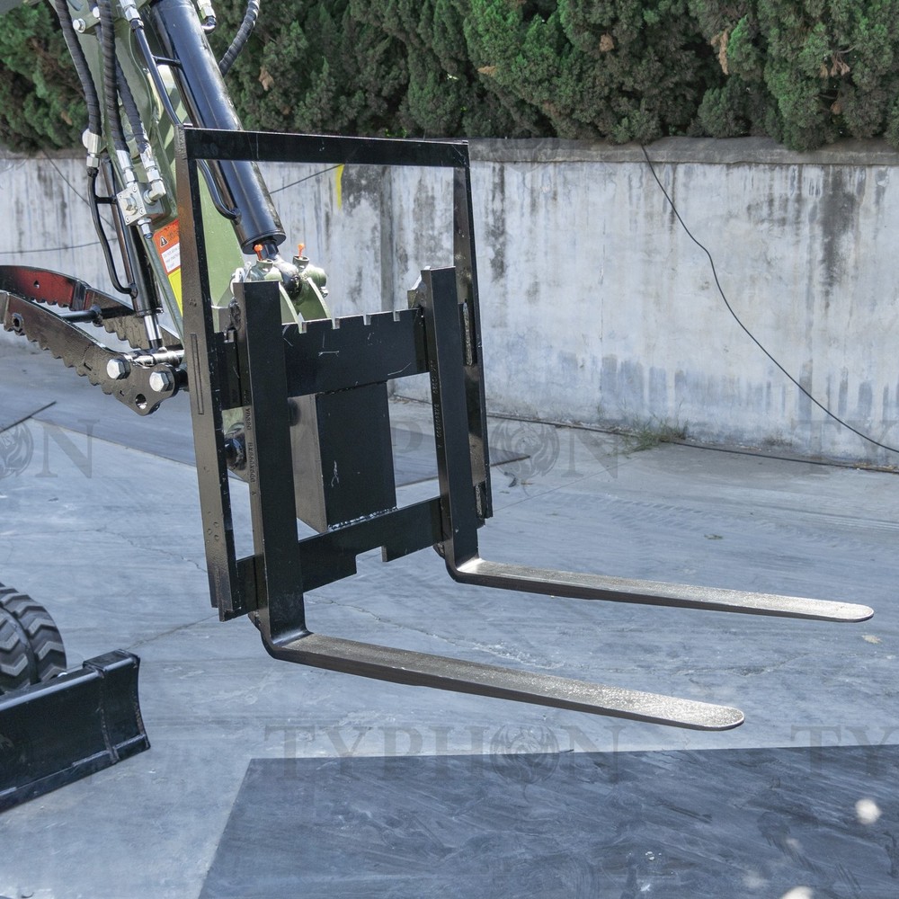 TYPHON TERROR XXV Pallet Fork Attachment for 2.5–3 Ton | Adjustable Stabilizer