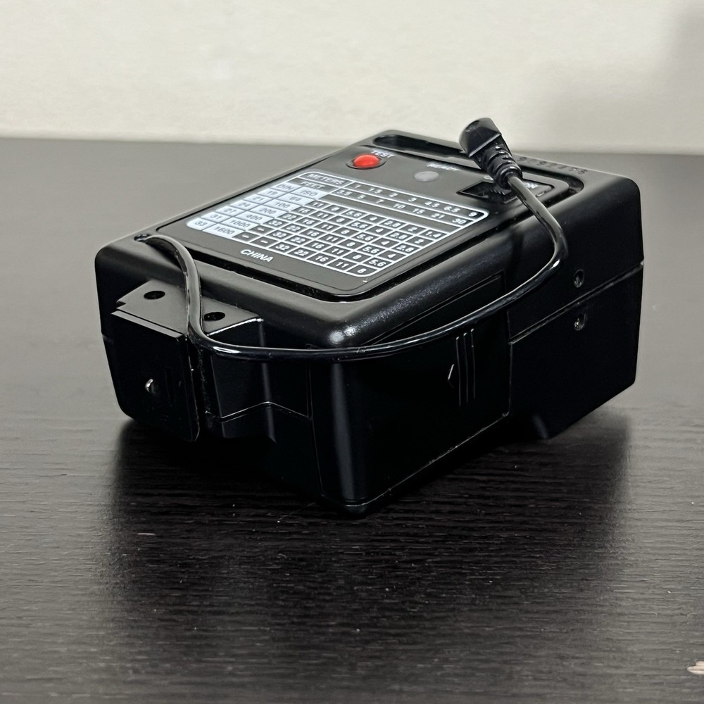 Vivitar 1900 Electronic Camera Flash