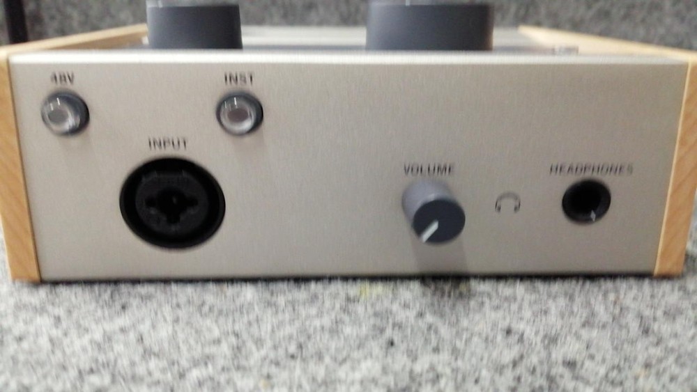 UNIVERSAL AUDIO VOLT176 Audio Interface