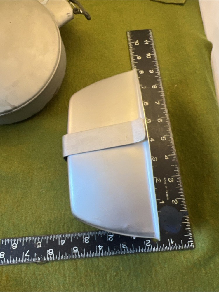 US Army Arctic canteen