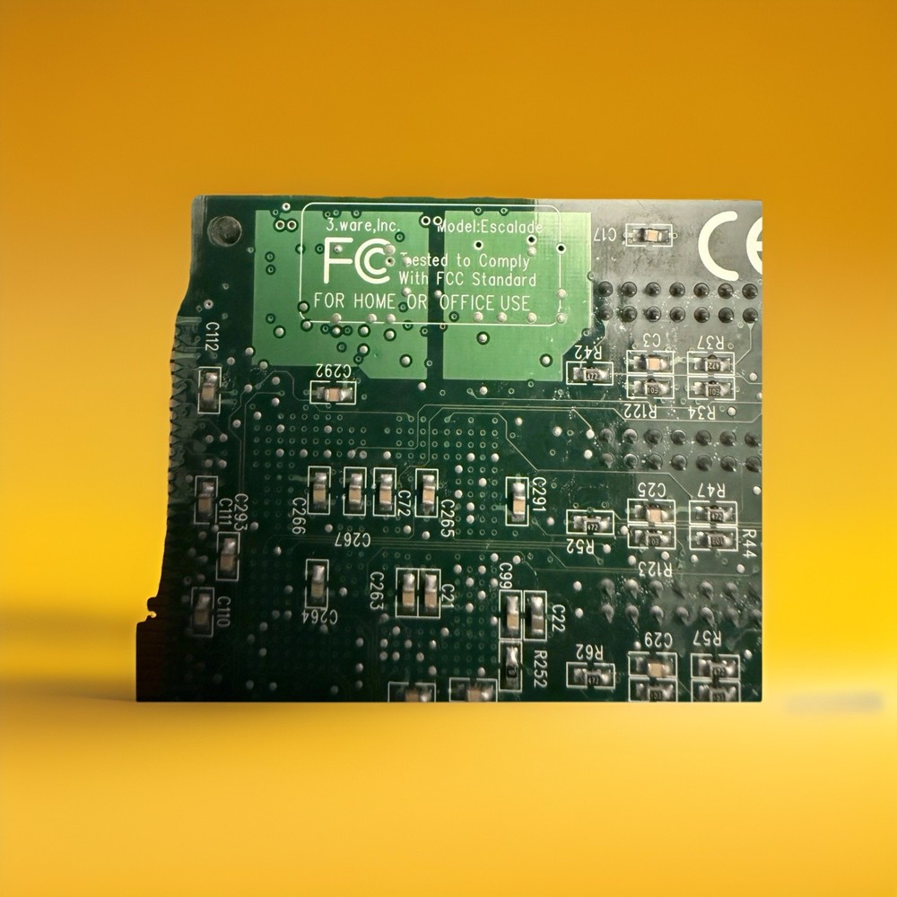 3Ware Escalade 7500-8 4CCA 64Bit 8-Channel IDE RAID Controller