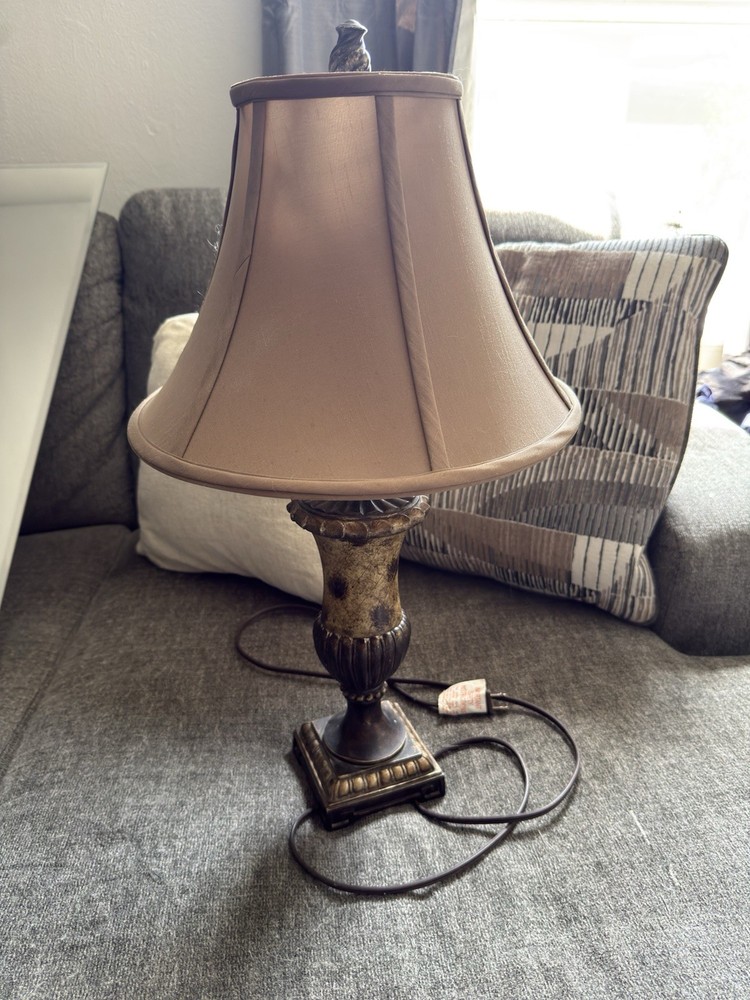 Raymour & Flanigan Lamp