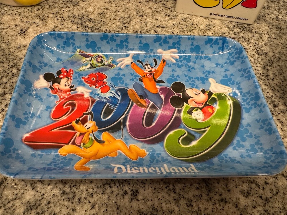 Mickey Mouse bathroom decor