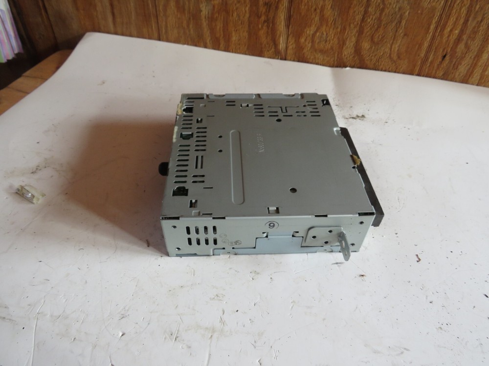 2006 06 VOLVO XC90 SINGLE DISC CD PLAYER