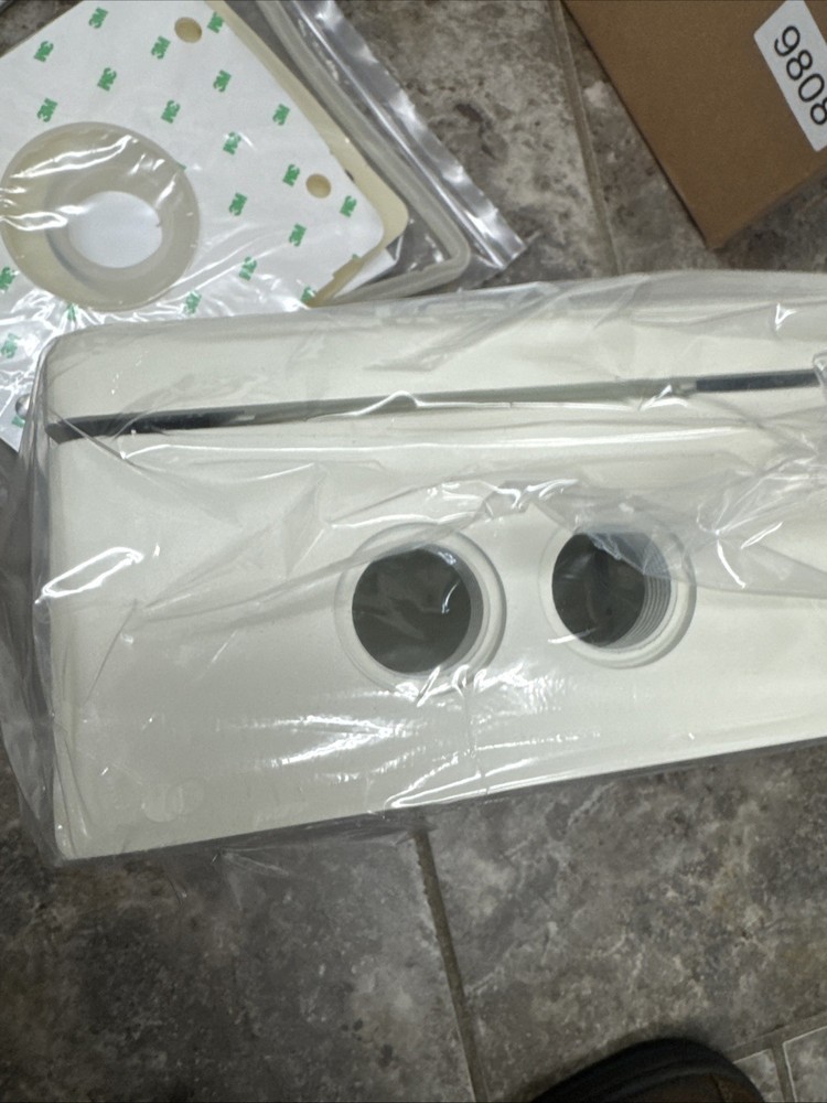 Hanwha Techwin SBP-300NB Camera Installation Back Box White Bracket Mount Kit