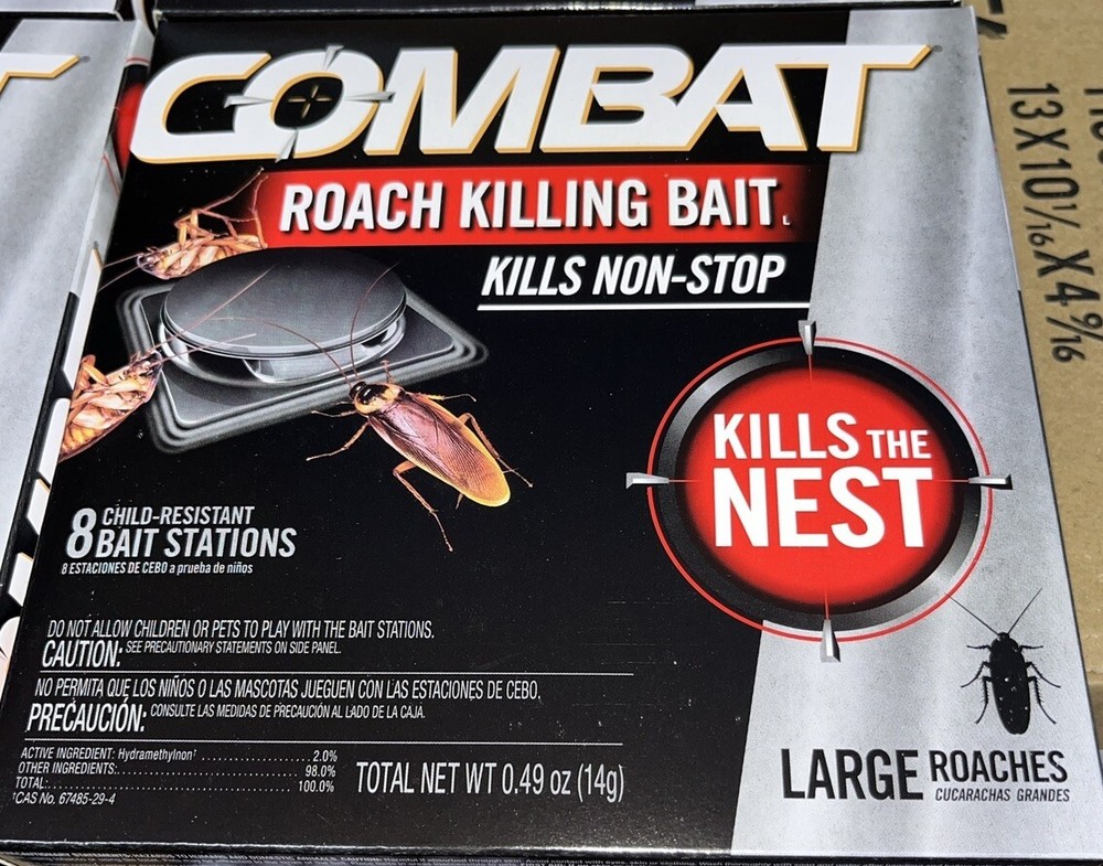 4 pack COMBAT Roach Killing Bait for Large Roaches - 32 Count.total