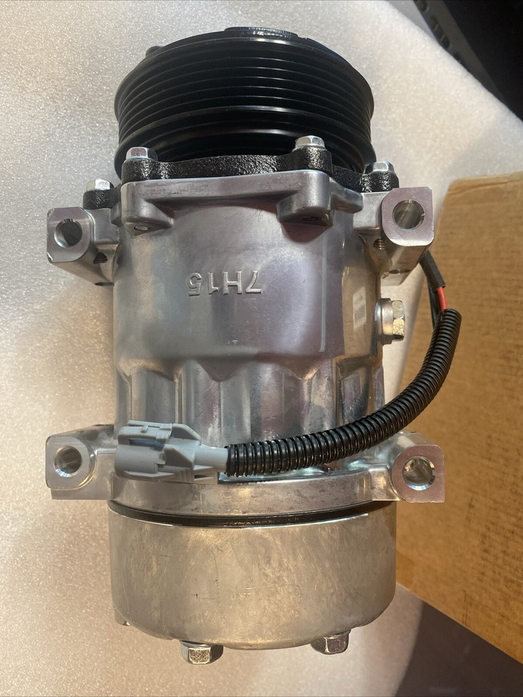 New Auto Compressor CO 7H15 A/C Compressor, 9X5 Inches