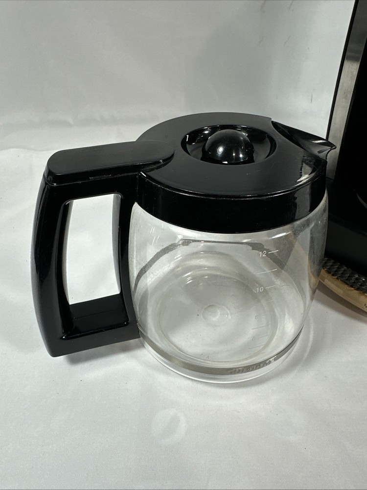 Cuisinart DCC-2650 Extreme Brew 12-Cup Programmable Coffee Maker Silver & Black