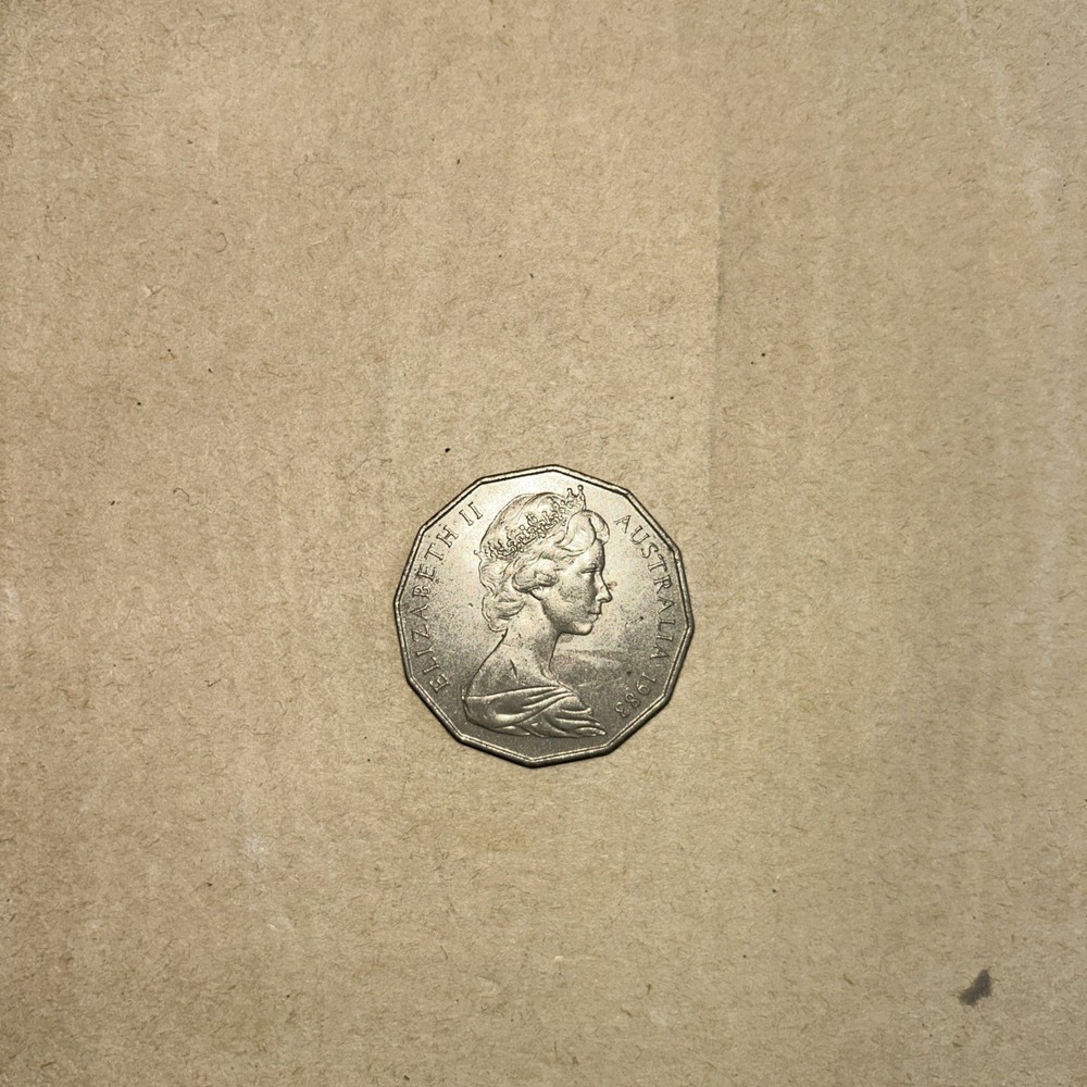 🇦🇺 1983 50 Cents Coin Australia