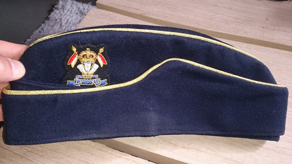 english military beret