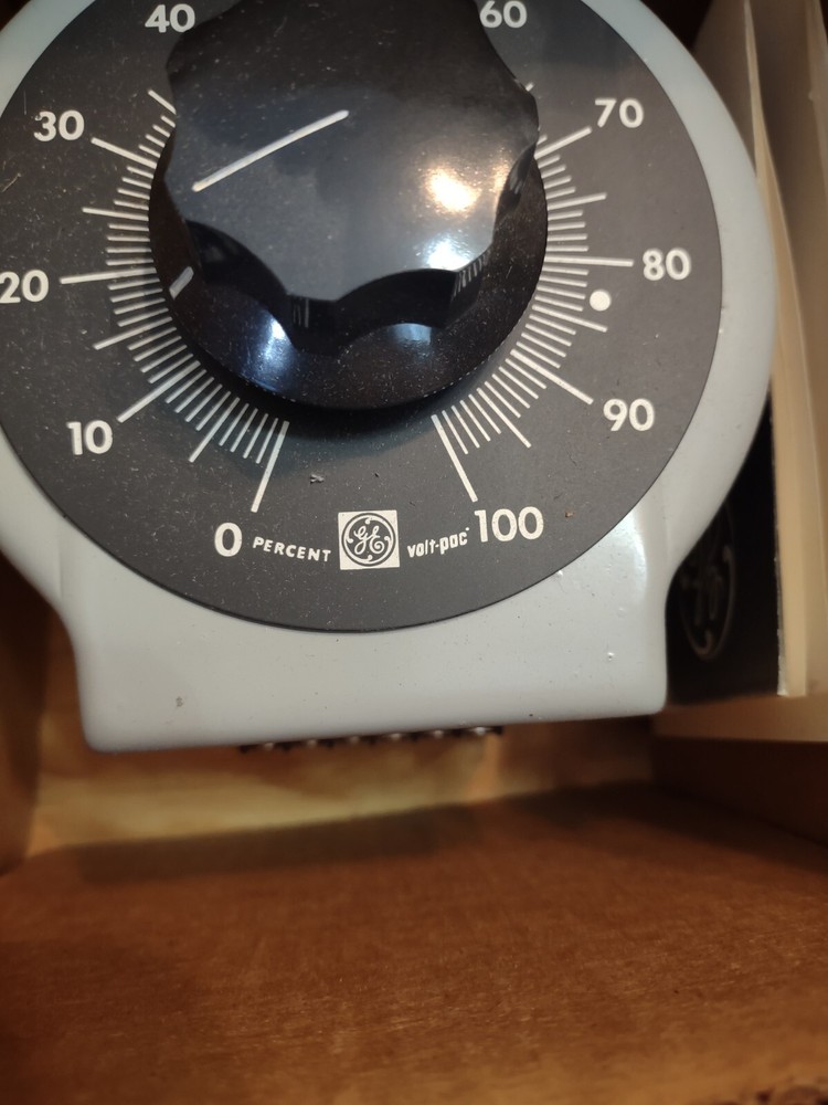 General Electric 92A10G2 Variable Transformer Volt-Pac - NIB