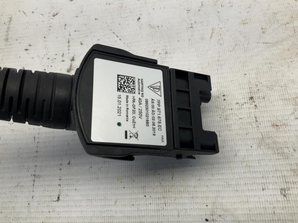 18-24 Porsche Cayenne Charging Cable For Main Socket T