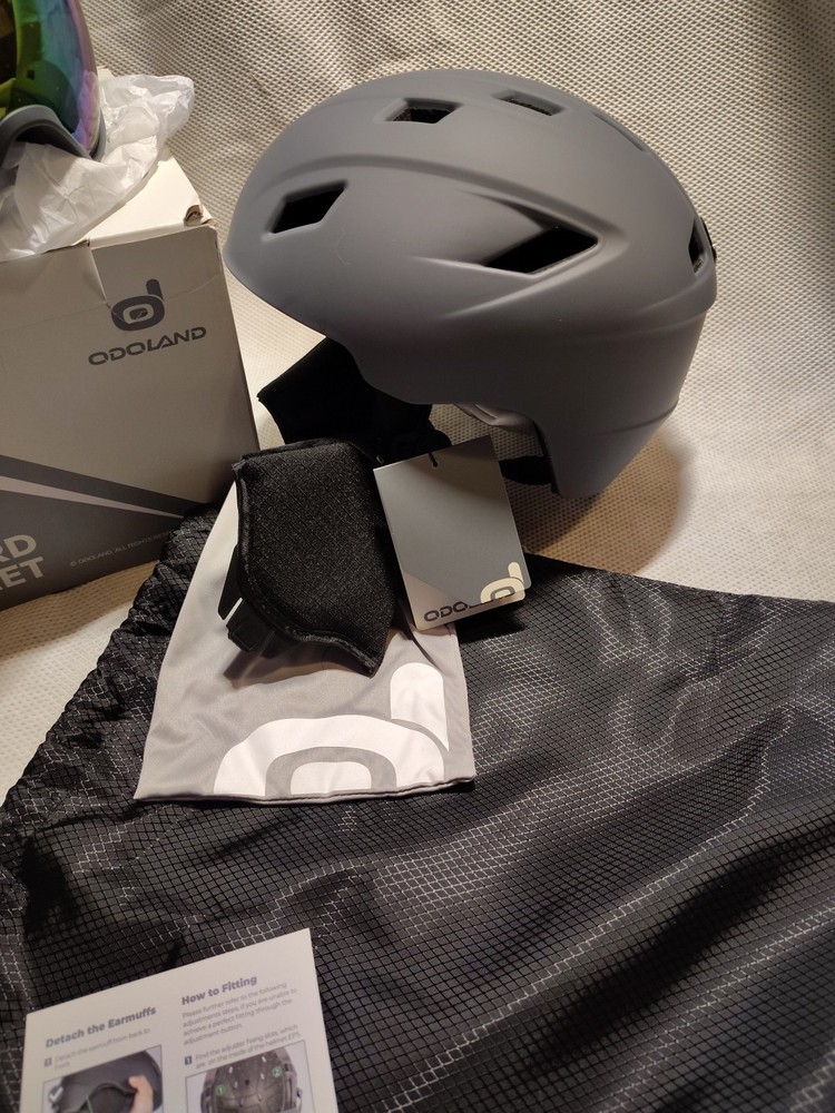 Odoland Gray MEDIUM ski helmet + ski goggles