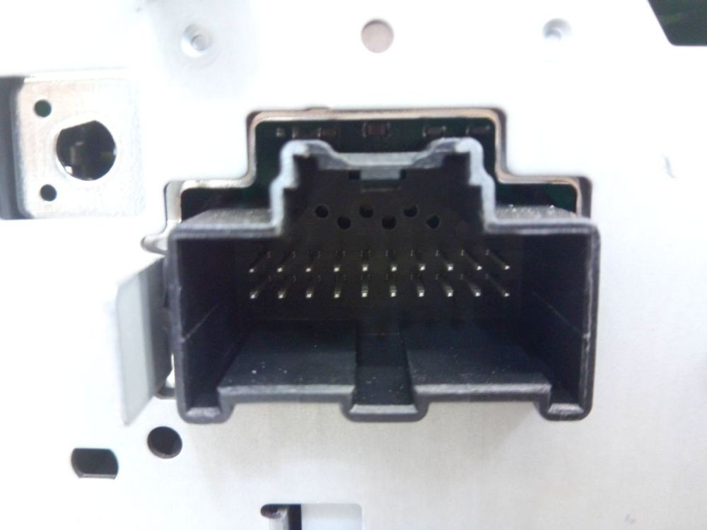 Radio/CD Change Combination *CODE Not Available. Suitable for Opel Insignia A