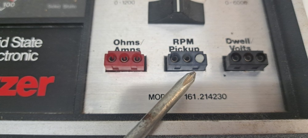 Sears Solid State Electronic Engine Analyzer Model 161.214230 2 CABLES, READ