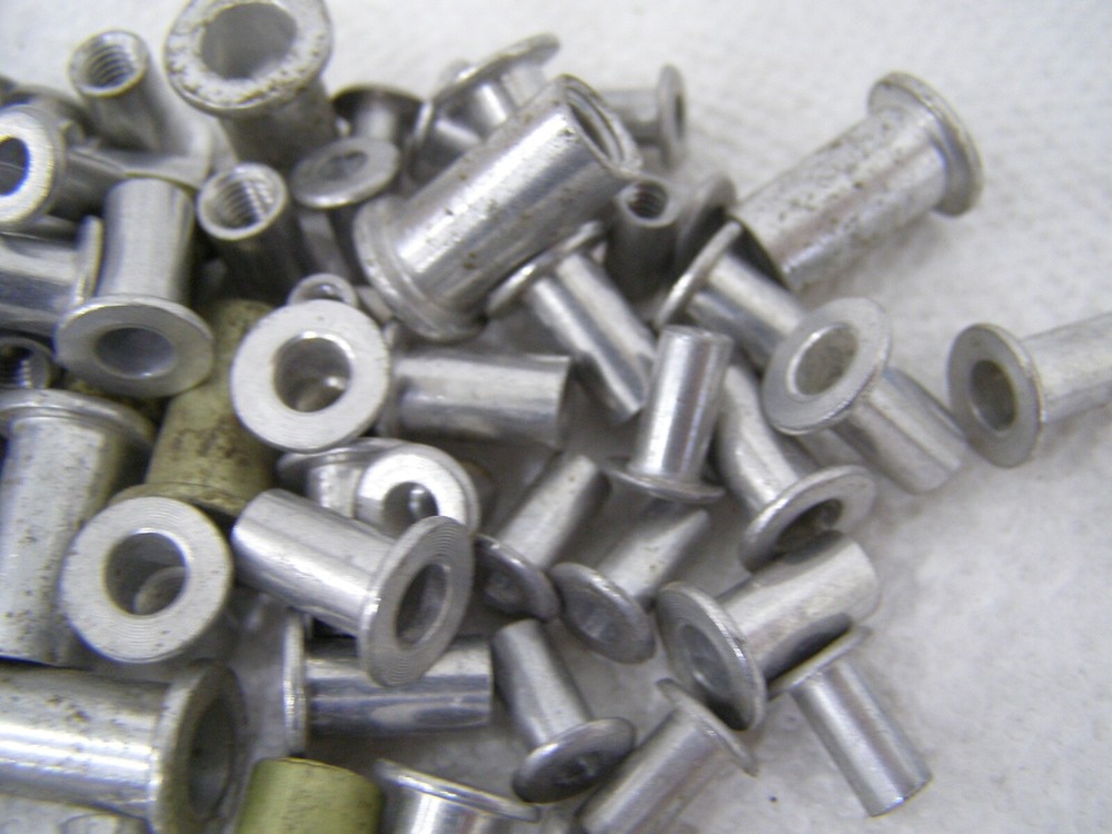 75 to 100 Aluminum Threaded Rivet Nuts