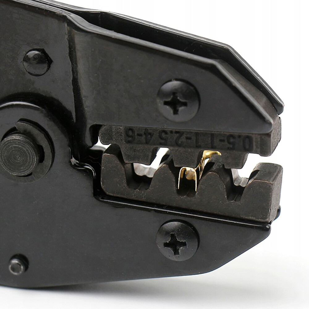 CRIMPING TOOL FOR BARE CABLE CONNECTORS Crimping Pliers