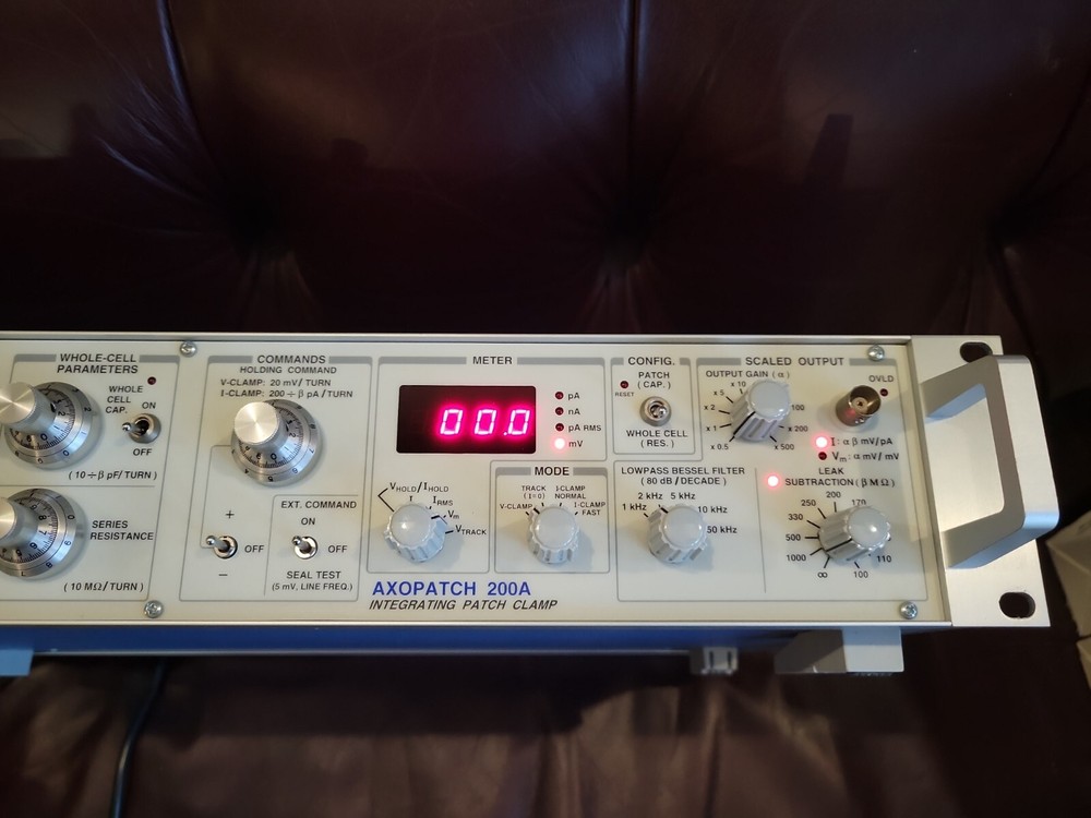 Axon Instruments AxoPatch 200A Patch Clamp Amplifier