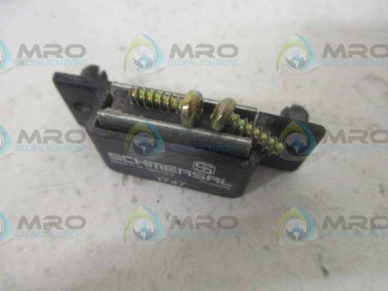 SCHMERSAL 1747 MAGNET LATCH NSNP