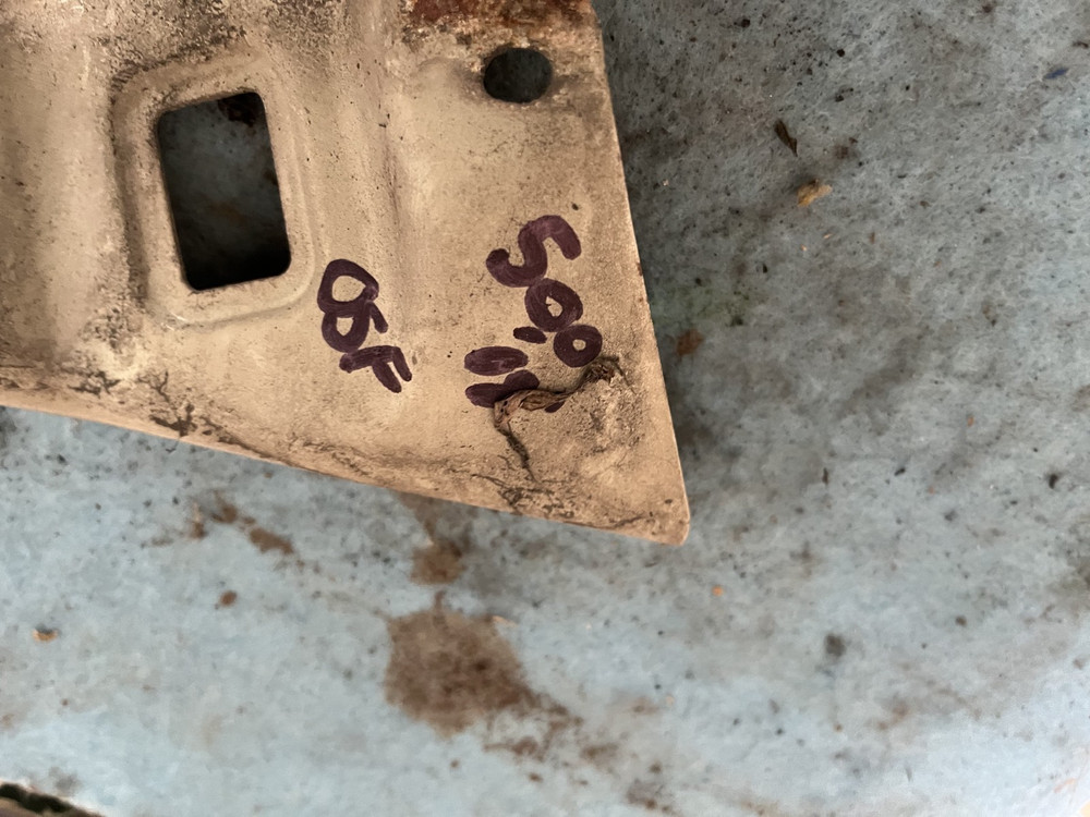 Fiat 500 Driver Offside Wing Bracket #006