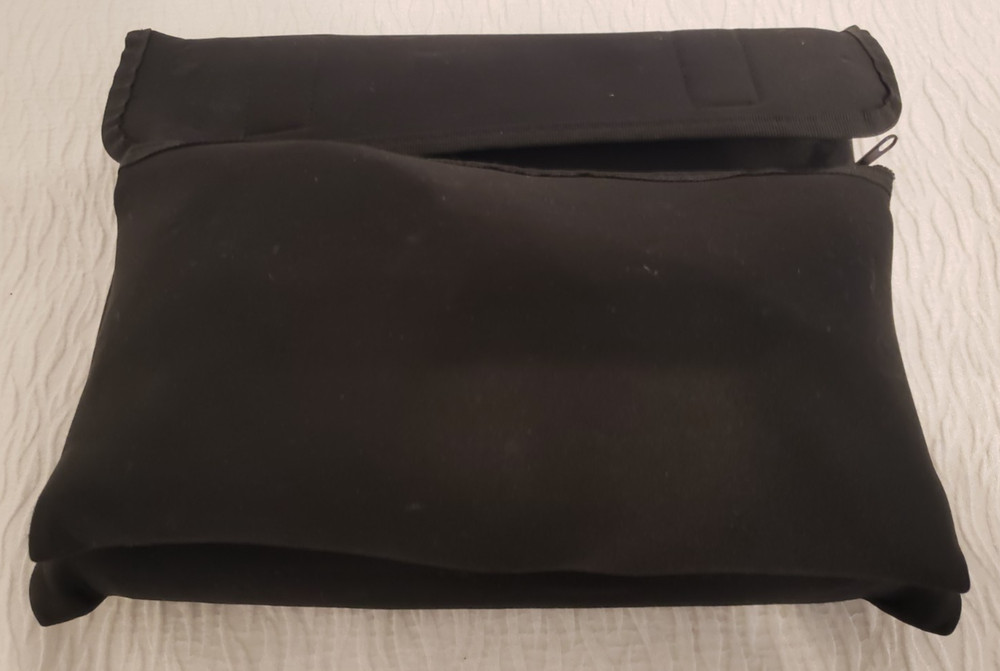 Used CASIO DATA PROJECTOR XJ-S47 With Carry Case Power Cord & Data Cable