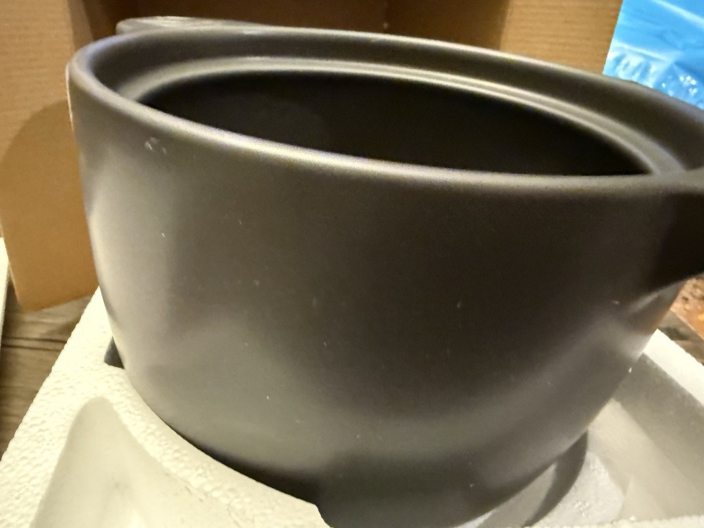 Lotus Blue 5 Quart FOX Cartoon Pattern Ceramic Round Black Dish Casserole Pan