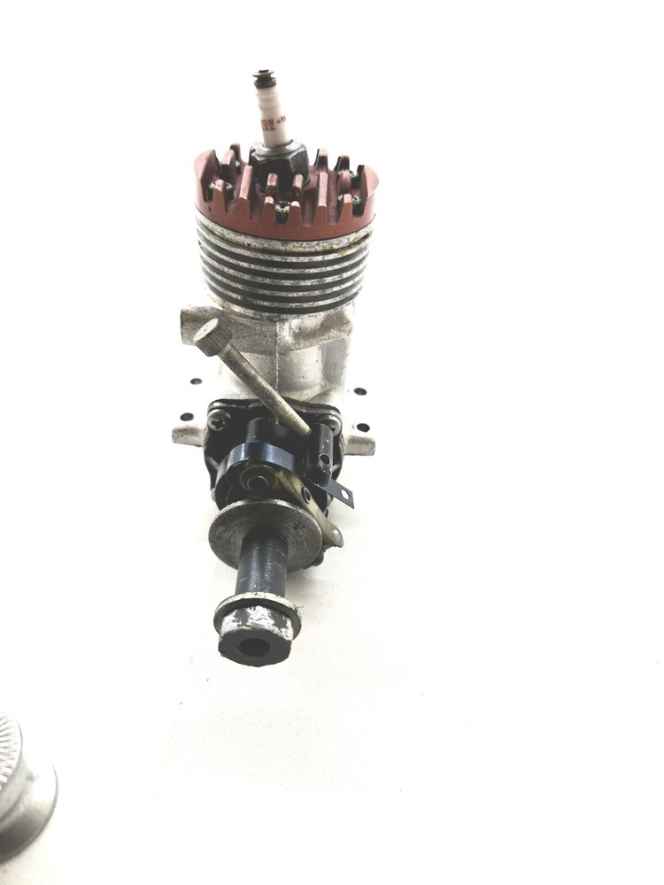 Vintage McCoy 36 Red Head Model Engine M5