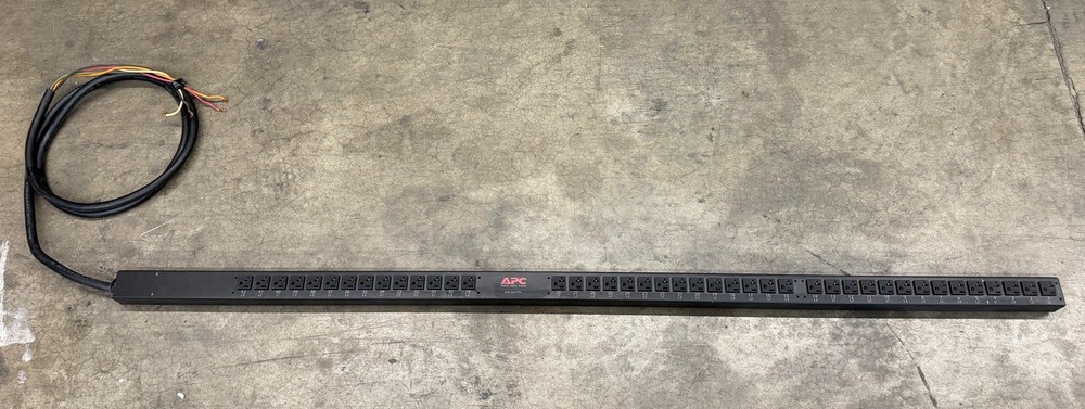 APC AP7592 Rack-mountable 42-Outlets