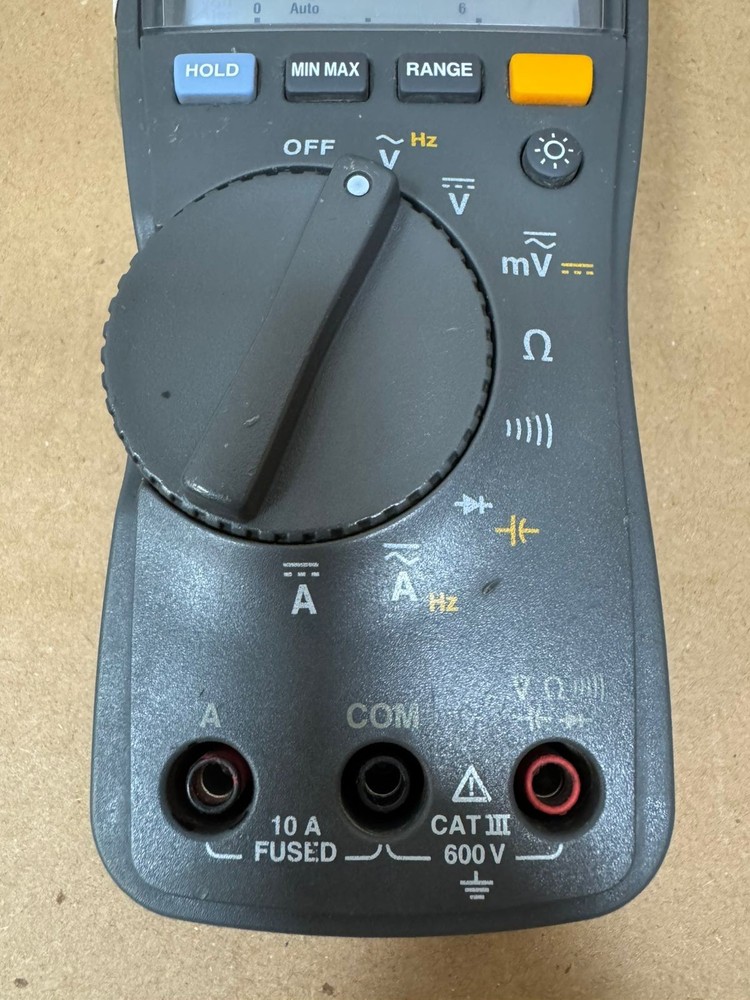 Fluke / True RMS Multimeter / 115