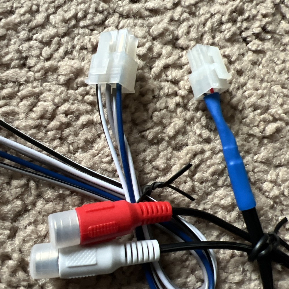 Kicker PCS500.1 Amplifier 6 Pin & 4 Pin Input Harness